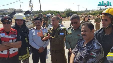 فيديو ... مناورة مشتركة لجهازي الدفاع المدني الفلسطيني والدفاع المدني الإسرائيلي